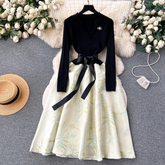 Herbst und Winter gestricktes, bauschiges Jacquardkleid